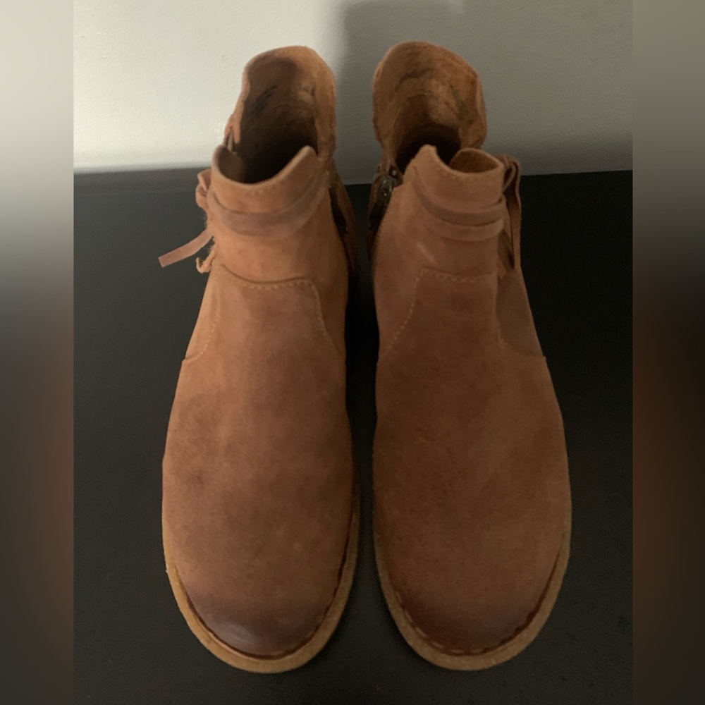 Born brown boots